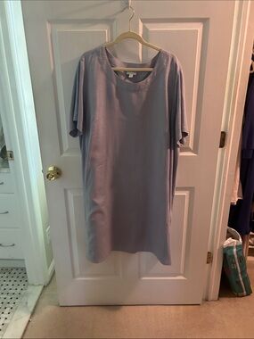 Women's Blue Short-Sleeve Shift Dress